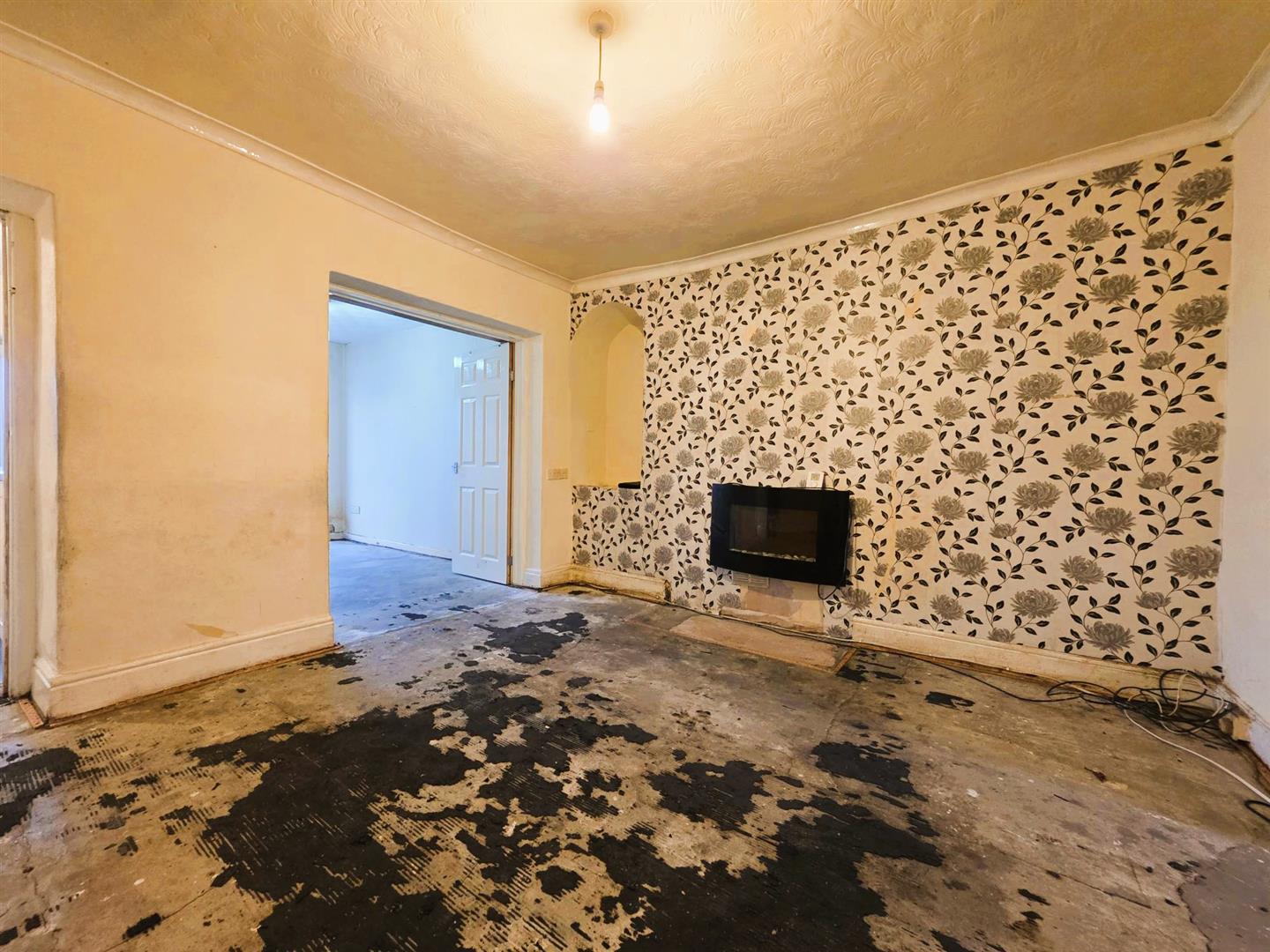 Afon Road, Llangennech, Llanelli, SA14 8TS